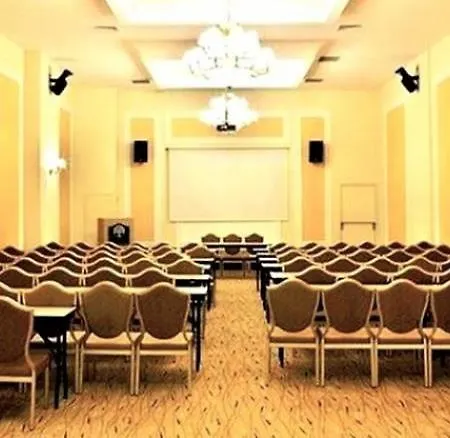 Hotel Maira Deluxe 4*